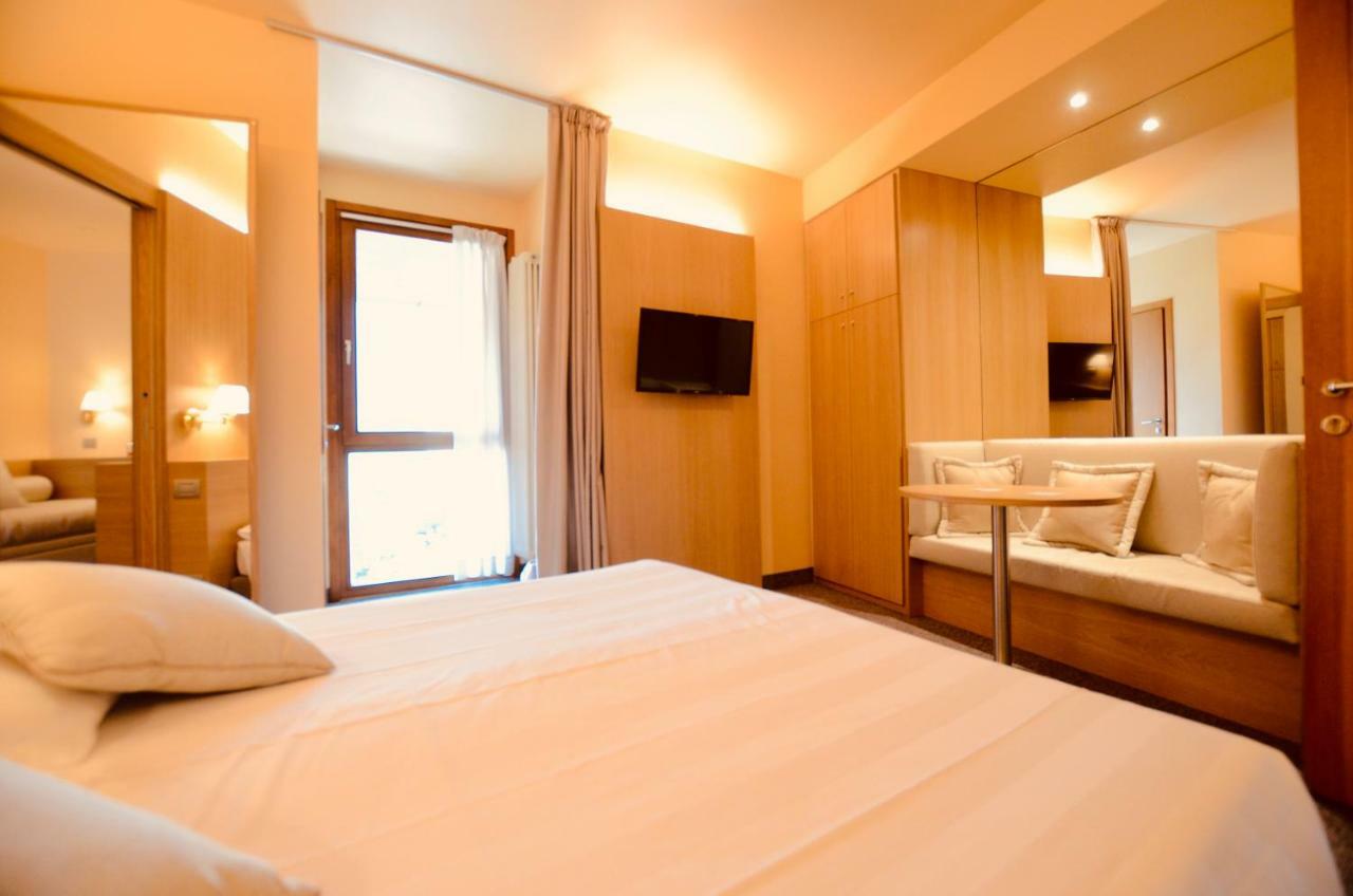 Albergo Sorriso Boario Terme Dış mekan fotoğraf
